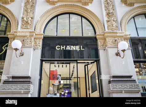 chanel shop near monte montenapoleone|Chanel italy locations.